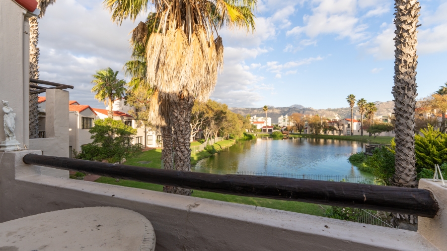 2 Bedroom Property for Sale in Greenways Golf Estate Western Cape